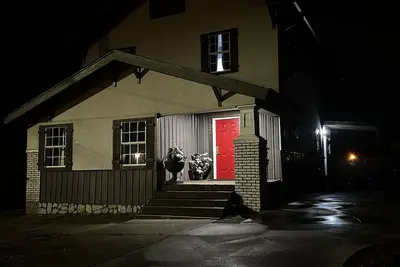 Image de Spacious 3-bedroom 2 story home. Few blocks away from the Bok center