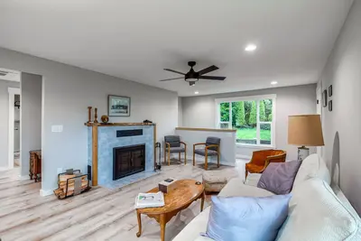 Image de 3 Mi to Reedsport: Home w/ Umpqua River Views