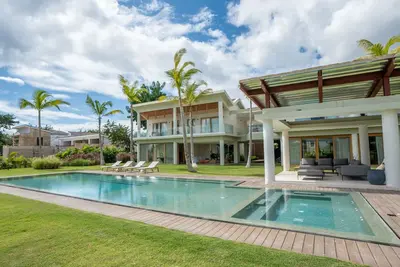 Image de Spectacular Brand New 6Bdr Villa in Cdc!