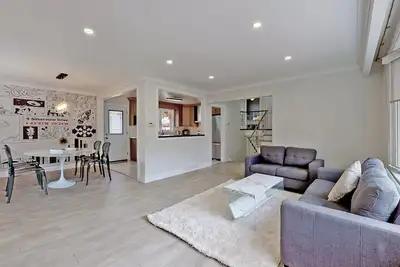 Image de Modern & Spacious 3br Home