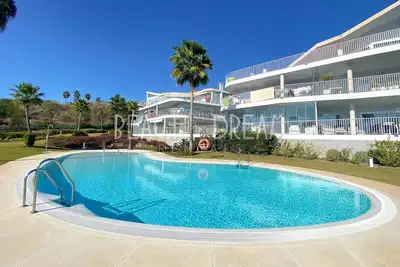 Image de Luxury Apartment in Higuerón - Serenity