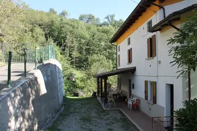 Image de Country house in the middle of the countryside but 30 minutes from reggio and d from Rcf arena