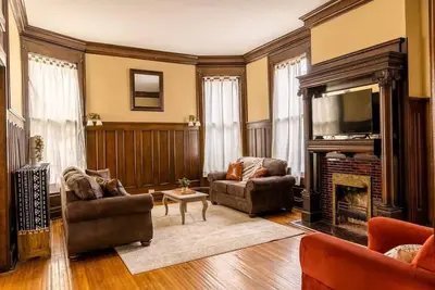 Image de Peabody 1, 2 bedroom Main Floor Apartment