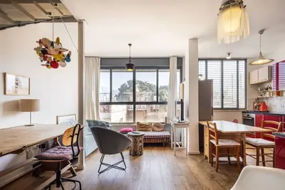Allenby Artsy Stay - Deux Chambres Appartement, Couchages 3