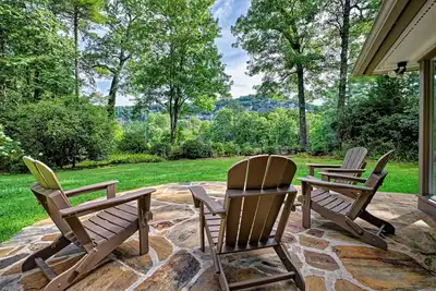 Image de Cashiers home located in High Hampton - The Views