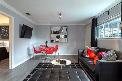 Image de 2br The Tmc Flats 08! Hermann Park! Zoo! ⭐️⭐️⭐️⭐️⭐️