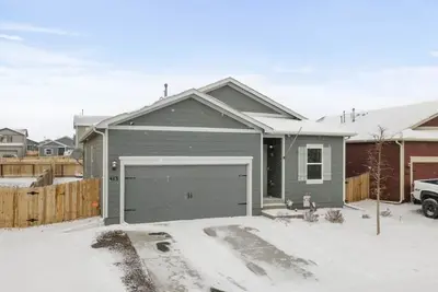 Image de Modern, quiet 1 bed 1 bath bed and breakfast in Keenesburg, Colorado!