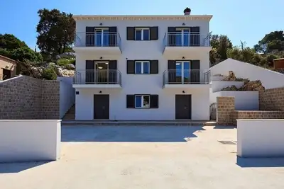 Image de Appartement de deux chambres prés de la plage Okuklje, Mljet (A-22341-b)