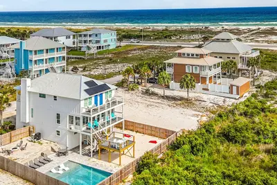 Image de Luxury Perdido Home w/Beach Access |Sauna |Private Heated Pool/Spa |Game Room |Ev Charger |Home Gym