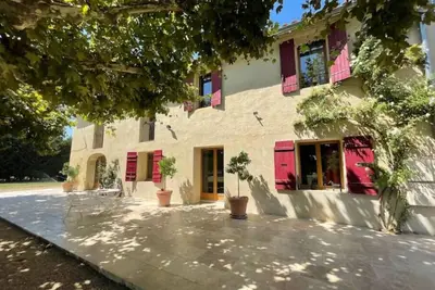 Image de Mas avec piscine en campagne