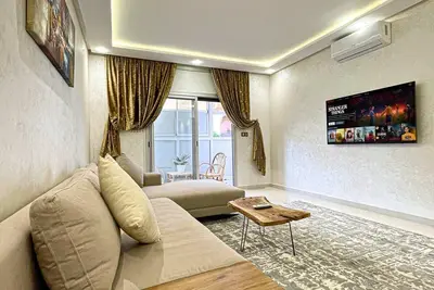 Image de Nejma | Peaceful 2-Bedroom Near Corniche | Netflix