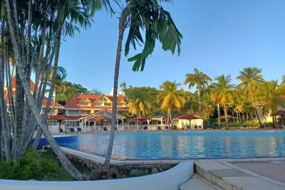 Image de Grand studio vue mer jardins dans village vacances