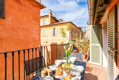 Image de La Treille  Ap4334 By Riviera Holiday Homes