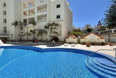 Image de Pool view apt. in Ocean Golf Cc (K118)
