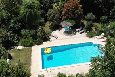 Image de Villa avec piscine sans vis à vis