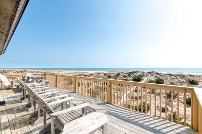 Image de Classic oceanfront home on Hatteras Island with incredible views!