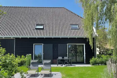 Image de Chezeehoeve - Vacation in an attractive and modern Zeeland farmhouse