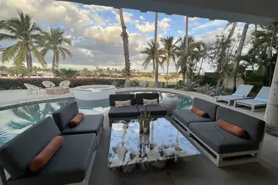 Image de Family Friendly Dream Cabo Villa, walking distance to Swimmable Turquoise Beach!