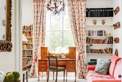 Image de Rare find in Primrose Hill with Park Views