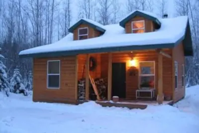 Image de Secluded Serenity - Rustic Cabin Nestled in the Northwoods