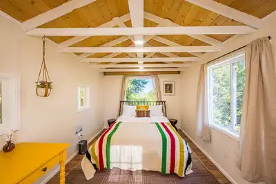 Image de Olympic retreat w/hot tub & bbq