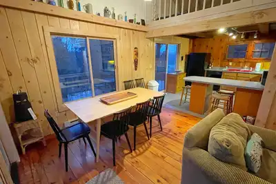 Image de Lake George views with beach & dock space. Near Gore, Ny's largest ski resort.