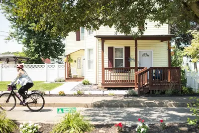 Image de Cozy Allegheny Passage bike trail retreat between Pittsburgh and Washington, Dc.
