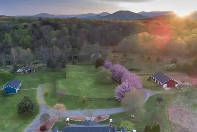 Image de Fauna Haven: Farm-Estate and Animal Sanctuary