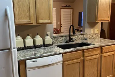 Image de Long or short term rentals welcome, dish satellite, hispeedinternet, sleeps 12