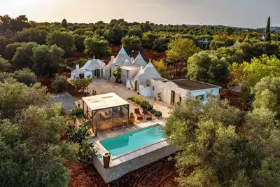 Image de Trulli Magalò with Pool