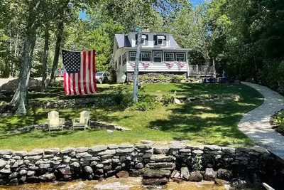 Image de Lakefront Cottage in the Berkshires