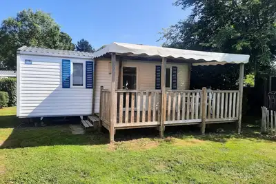Image de Mobile Home Confort 28m² - 2 chambres - Terrasse couverte - Tv - lave-vaisselle 4 personnes