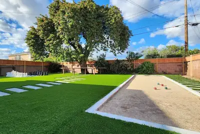 Image de Modern Disney Retreat with Spacious Backyard Oasis