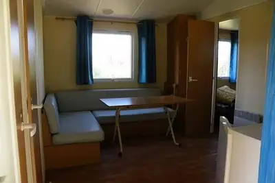 Image de Locatif bois avec terrasse couverte -  Climatisation 4 à 6 personnes - 4 pers. inclus dans le tarif