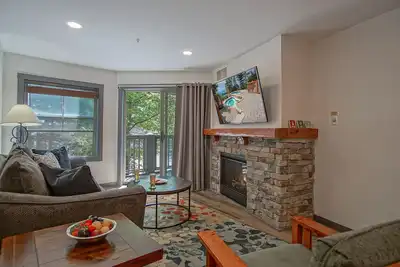 Image de Rimfire 259 : Walking distance to village, slopes, 1 Br Sleeps 4