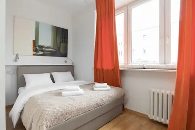 Image de Orange Mirror Fantasious Apartment