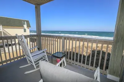Image de Paradise Found - Oceanfront 2 Br Condo in Kill Devil Hills with Ocean Views
