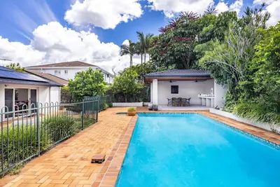 Image de Modern 5-Bedroom House w/ Outdoor Pool @Robertson