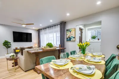 Image de Stylish Chicago Retreat: Walk to Loyola University