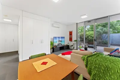 Image de Tranquil 1-Bed Apartment with Courtyard, Pool, Bbq