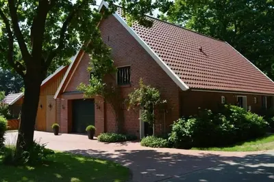Image de Ferienhaus für 4 Gäste mit 85m² in Lindern