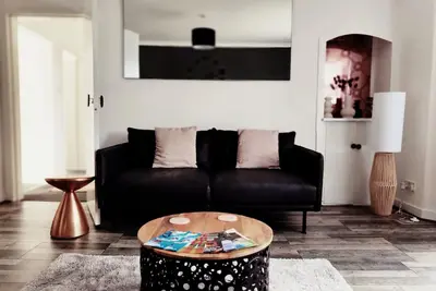 Image de Quirky, peaceful apartment in Dundee with free parking & great transport links!