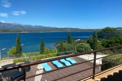 Image de villa superbe vue mer à 10 mn en voiture de la plage de Palombaggia