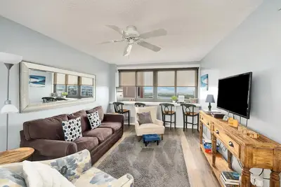 Image de Escape to paradise! 1br Beachfront Condo in Destin