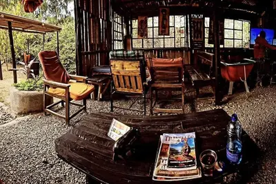 Image de We are what peace looks like. Paradise next to wild Lake Nakuru National Park🐾