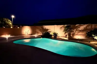 Image de Beautiful Desert Oasis Home with pool located close to major \nPhoenix amenities.