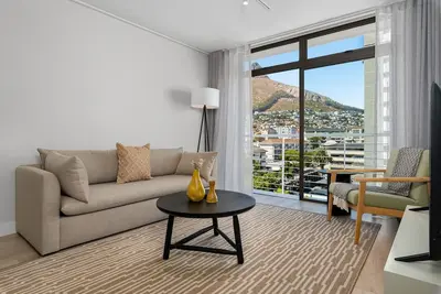 Image de Designer Sea Point Apartment in New Development