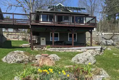 Image de Lakefront Cottage on Lake Winnipesaukee- Meredith Bay