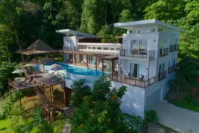Image de Amazing luxury ocean view home, infinity pool, gated community - 8p