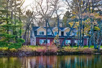 Image de Cozy Cottage on the Lake off of Paul Bunyan Trail. Walking distance to Nisswa.